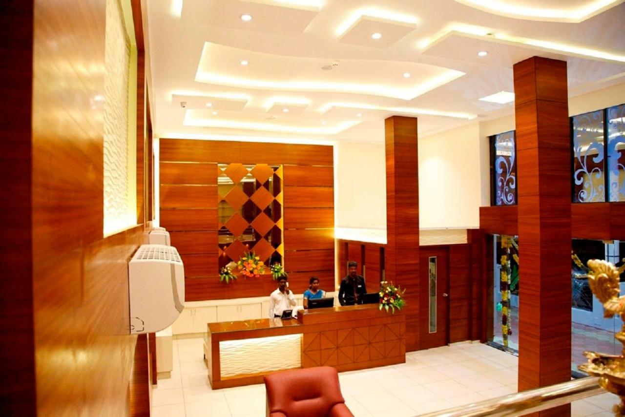 Poppys S.E.T Residency Hotell Kumbakonam Exteriör bild